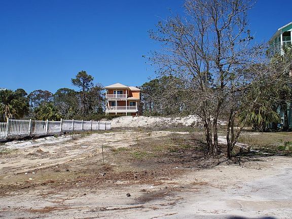 2nd image of 111 E Seascape Dr