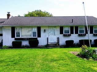 548 Butter Ln, Leesport, PA 19533