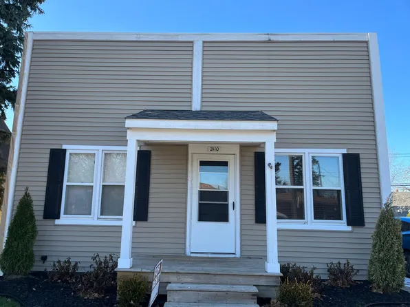 2110 12th St Unit 1, Wyandotte, MI 48192