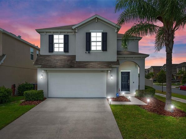 3211 Turret Dr