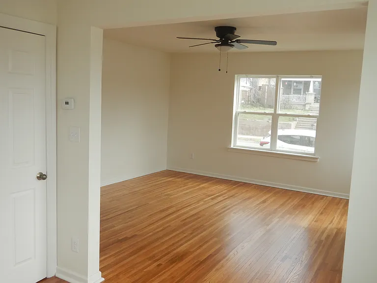 1312 S Quaker Ave — Photo 20