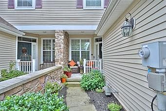 2nd image of 969 Iron Ln