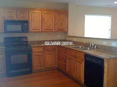 4th image of 7224 Rosebriar Ct