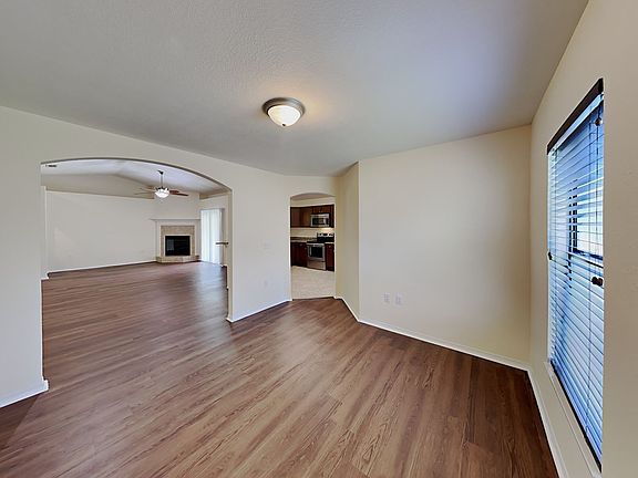 5th image of 6476 Evergreen Park Dr
