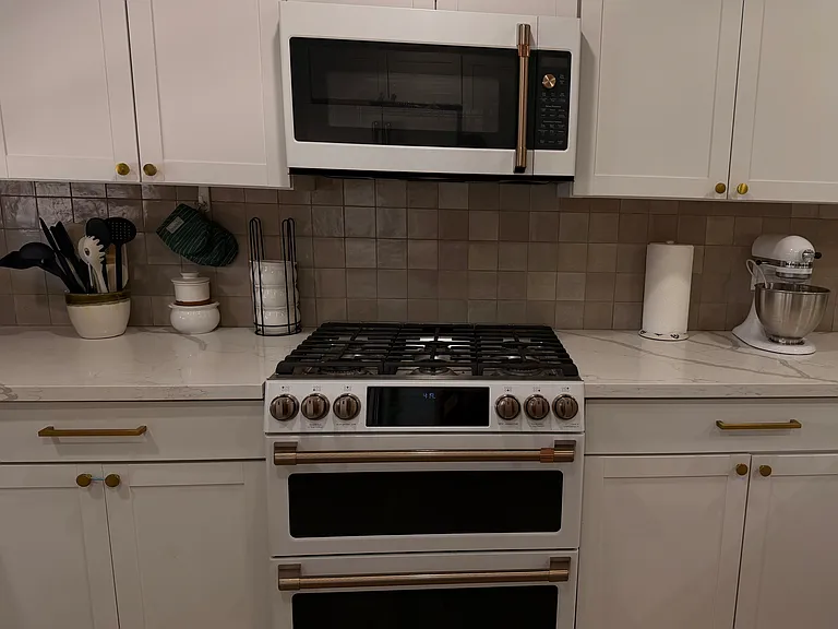 2695 Daytona Ave — Photo 12