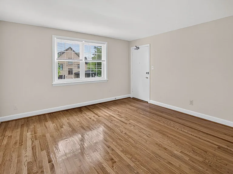 7814 Tilbury St #20 — Photo 3