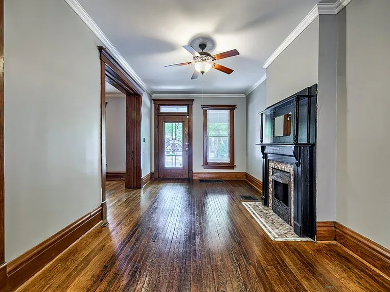 1023 Neil Ave — Photo 9
