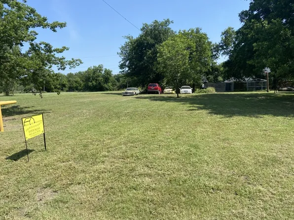 W Pne, Whitewright, TX 75491