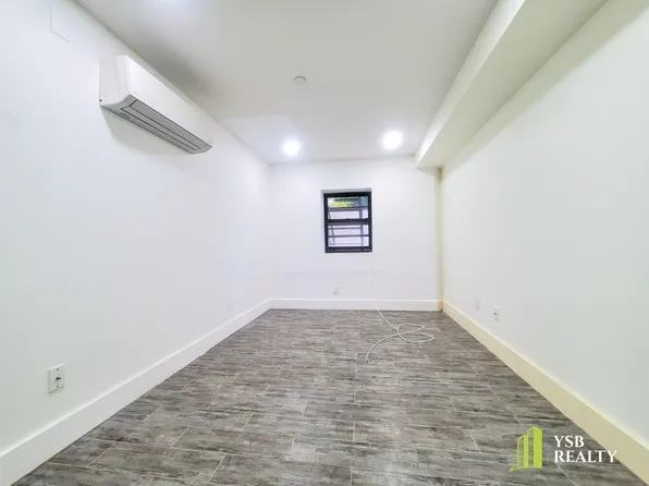 1487 Sterling Place image 9 of 12