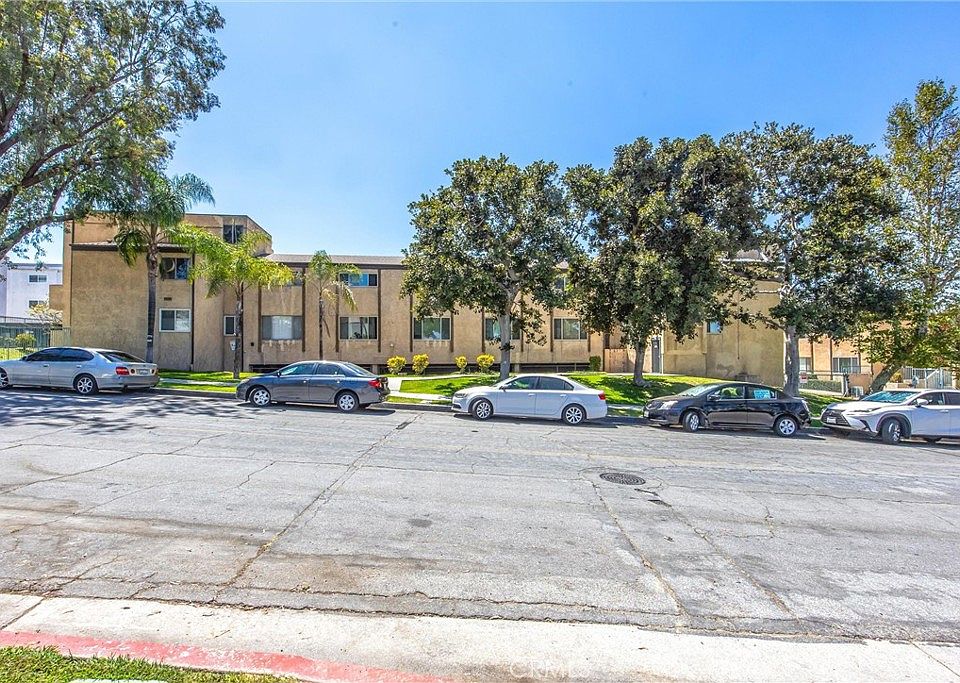 1st image of 1701 Neil Armstrong St APT 208