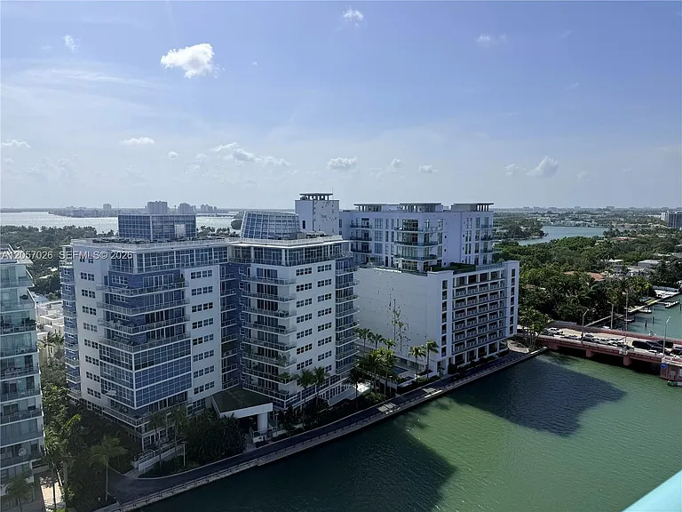6000 Indian Creek Dr #17A — Photo 20