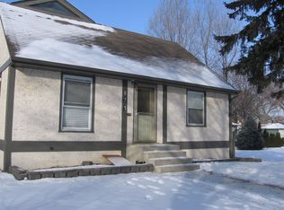 871 22nd Ave SE, Minneapolis, MN 55414