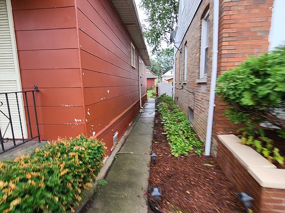 3rd image of 1516 Elmwood Ave