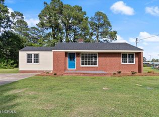 104 Washington St NW, Pikeville, NC 27863