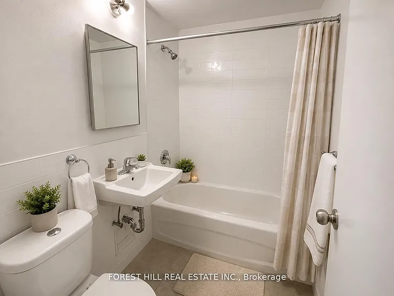 700 Ontario St #505 — Photo 5