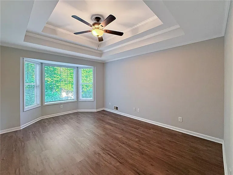 5885 Sarah Orr Ln — Photo 12