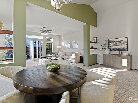4th image of 4125 Scoria Lane SE