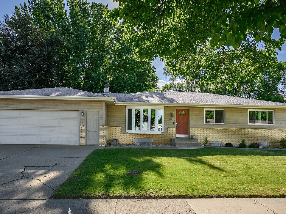 1st image of 1315 Portland Dr