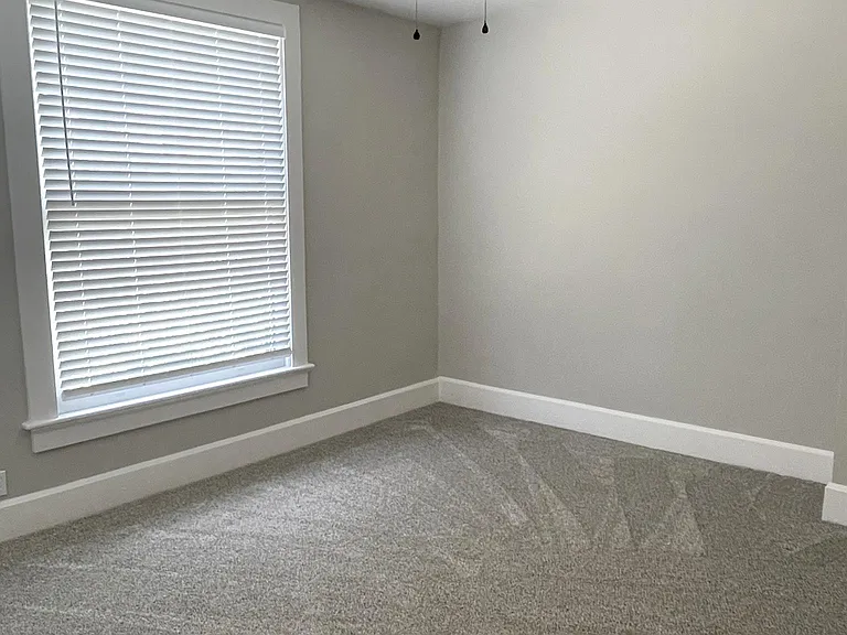 207 Chandler Ave — Photo 10