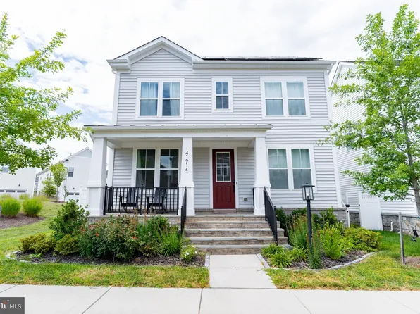 41914 Spring Air Dr, Ashburn, VA 20148