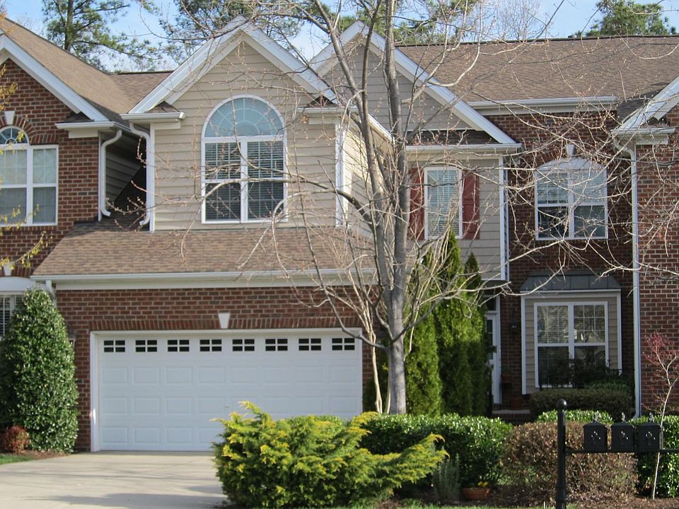 Front view - 2 car garage
