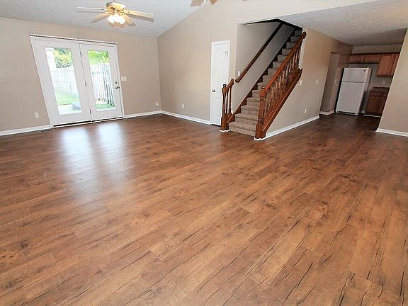 3rd image of 4063 Stergen Dr