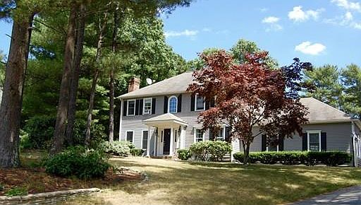 1st image of 12 Berry Dr