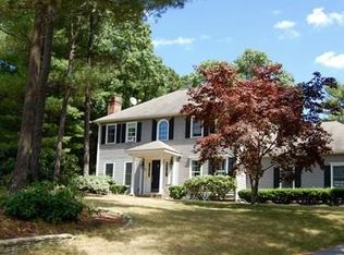 12 Berry Dr, Kingston, MA 02364