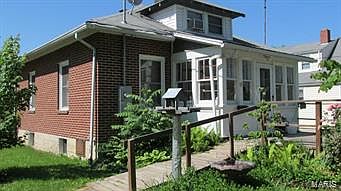 4th image of 713 E Pear Ave