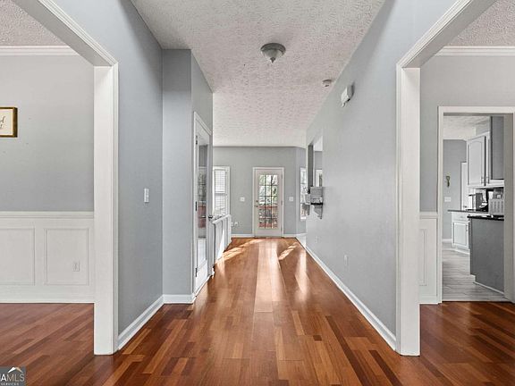 3rd image of 8601 Flint Hill Rd