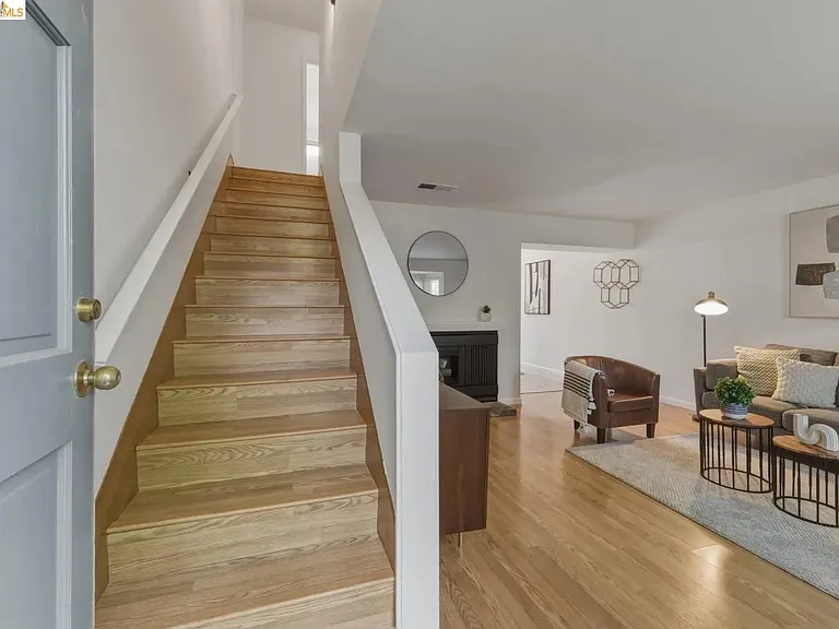1245 Pine Creek Way #I — Photo 2