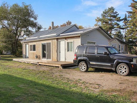 3rd image of 4809 E 49th St