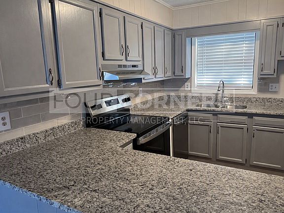 4th image of 295 W 5th St