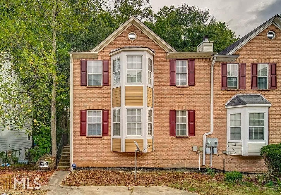 2nd image of 6520 Charter Way #1
