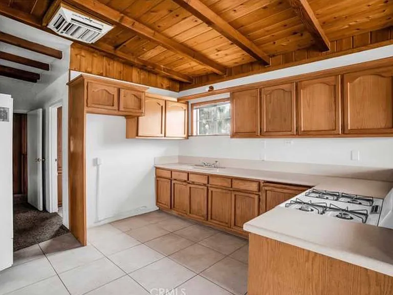 6936 Grand Ave — Photo 7