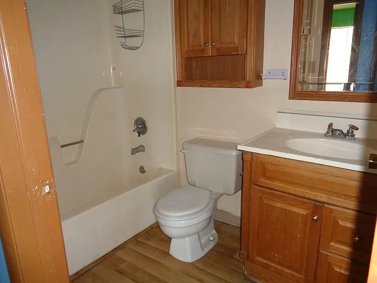 310 Southern Dr — Photo 3