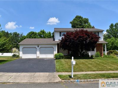 16 Austin Dr, East Brunswick, NJ, 08816