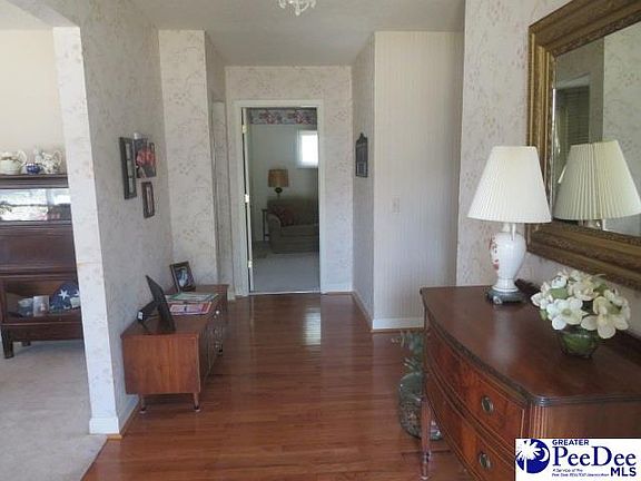 3rd image of 108 Deerwood Dr