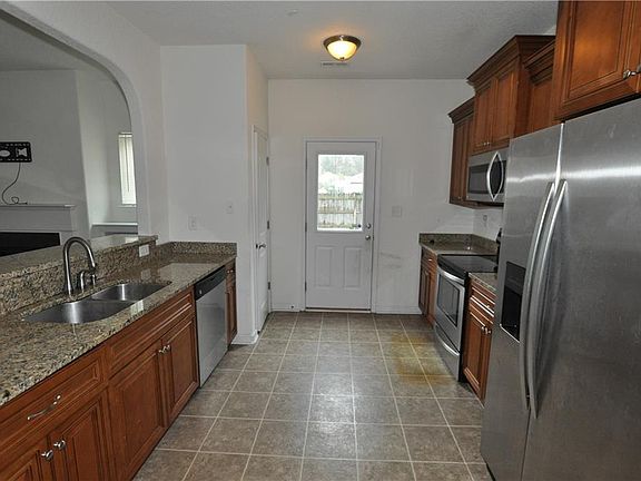 4th image of 4139 Williamson St