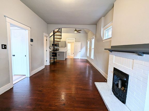 3rd image of 452 S Grant St