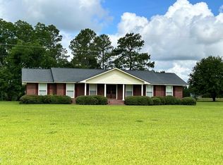 49 Clarence Whitley Rd, Ty Ty, GA 31795