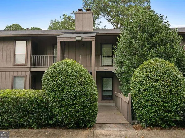 507 Embers Dr SE, Marietta, GA 30067