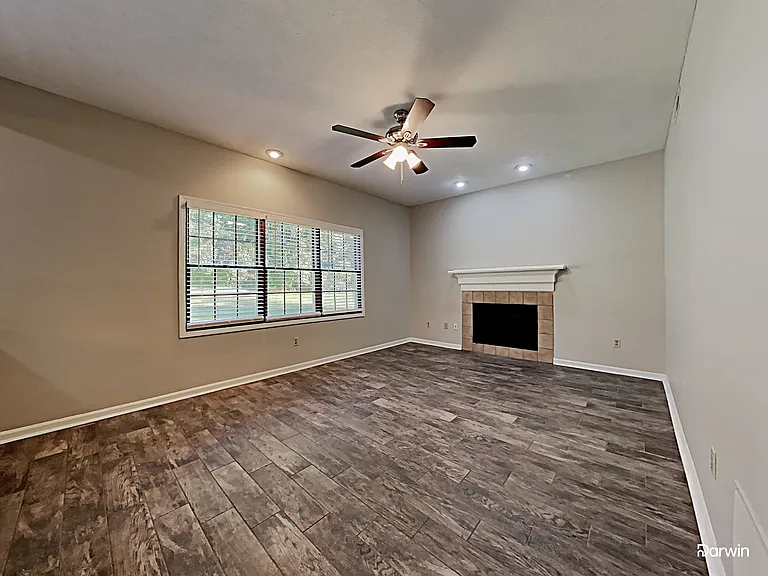 14960 Beacon Blvd — Photo 11