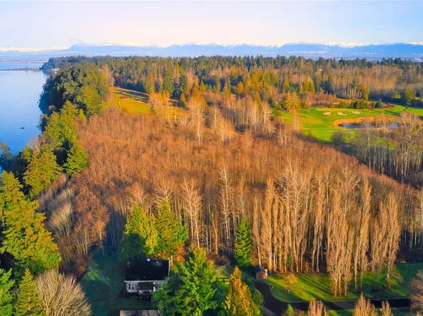 211 Marine Drive, Point Roberts, WA 98281