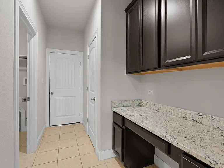 15601 Cabrillo Way — Photo 6