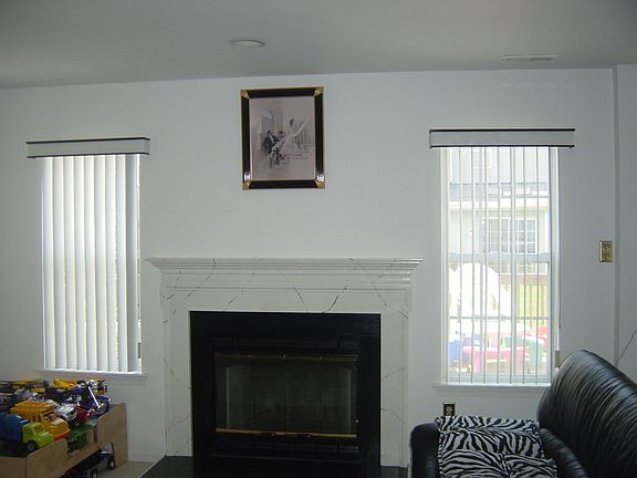 Cozy Family Room w/ Fireplace