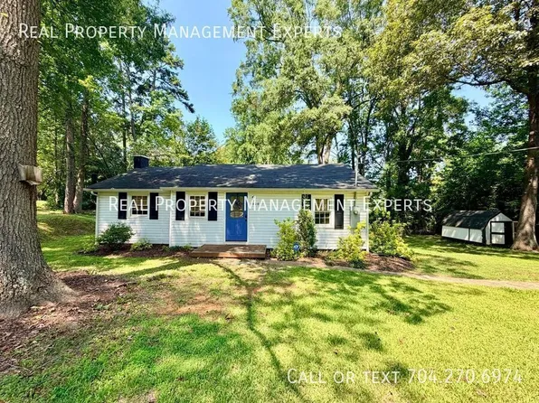 4608 McClure Rd, Charlotte, NC 28216
