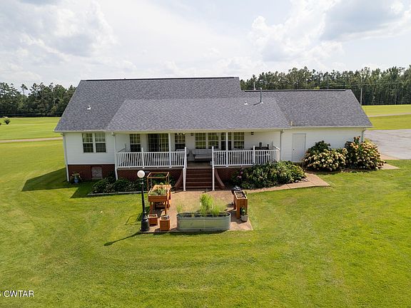 3rd image of 200 Kerr Farms Ln
