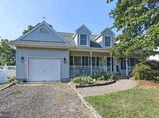 152 Mooring Rd, Manahawkin, NJ 08050