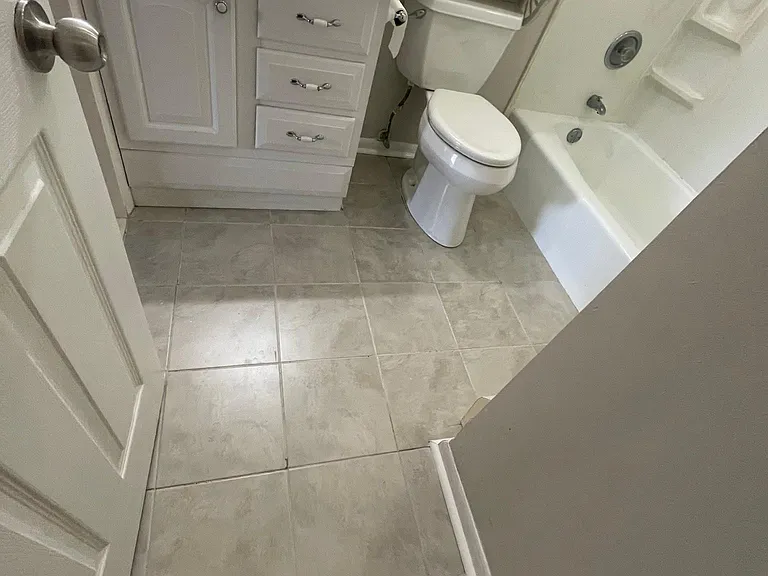 1430 N Evergreen Ave #1 — Photo 5
